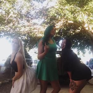 Meet your Posher, Desiree