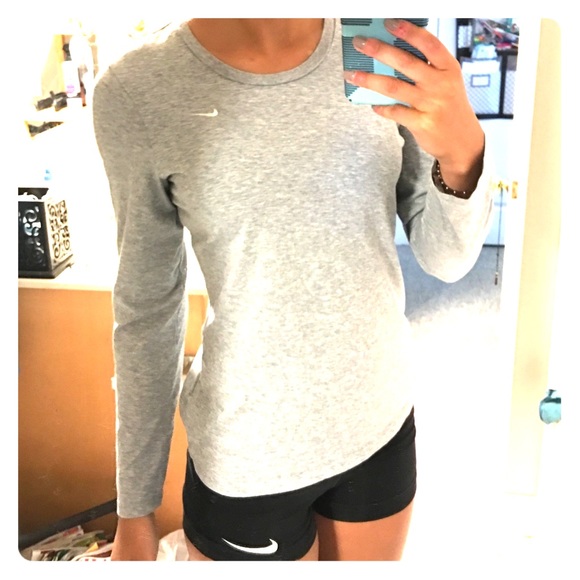 Gray Nike long-sleeve tee