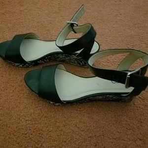 Cato black ankle sandles