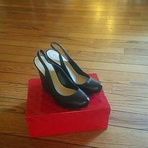 GUESS wedge pumps
