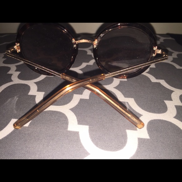 Call It Spring round Tortoise Shell Sunglasses - Picture 3 of 3