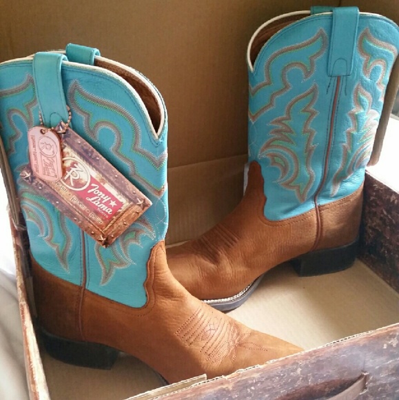 **PRICE REDUCED** Tony Lama 3R Square toed boots