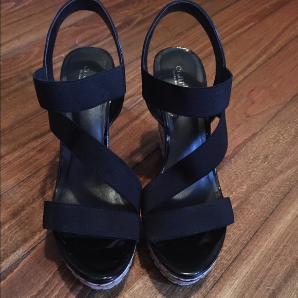 Black Wedges size 9 - Picture 1 of 3