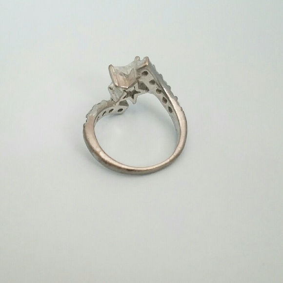Star ring - Picture 2 of 3