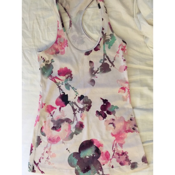 Lululemon White/Pink Flower Tank