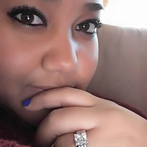 Meet your Posher, Perla