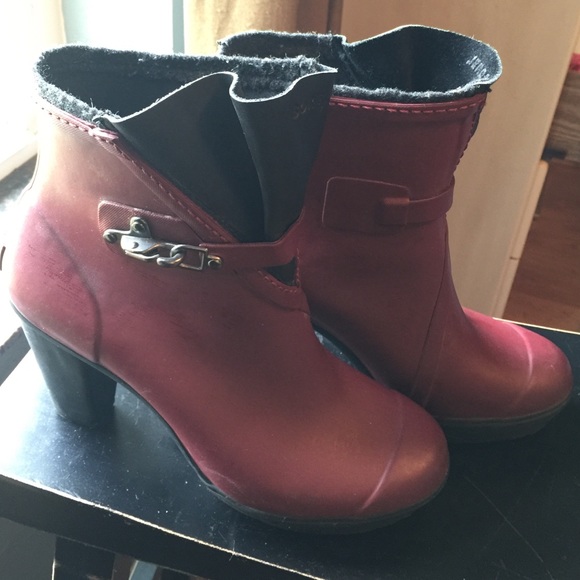 Sorel Shoes - Sorel winter/ rain boot