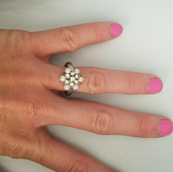 Pearl ring - Picture 3 of 3