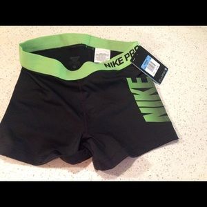 Nike pro shorts women
