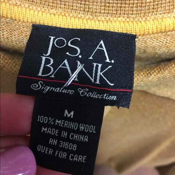 Casual sweater never worn - Picture 2 of 2