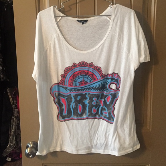 Obey top
