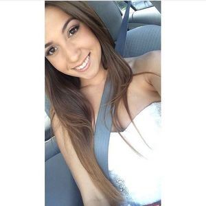 Meet your Posher, Stephanie