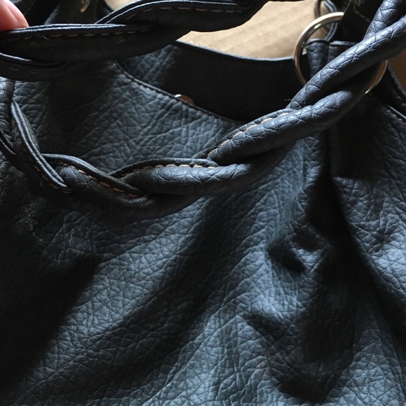 Purse - Picture 3 of 3