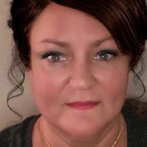 Meet your Posher, Katrina