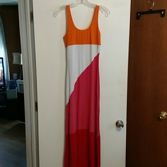 bebe Maxi Dress
