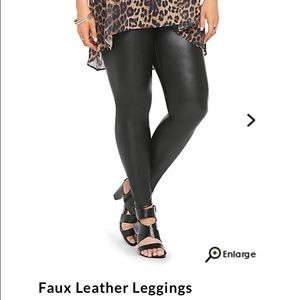 📌 ISO torrid faux leather leggings📌