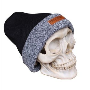 Billy Bones Club -Double Trouble Reversible Beanie