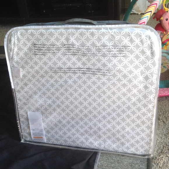 Maternity back pillow - Picture 3 of 4