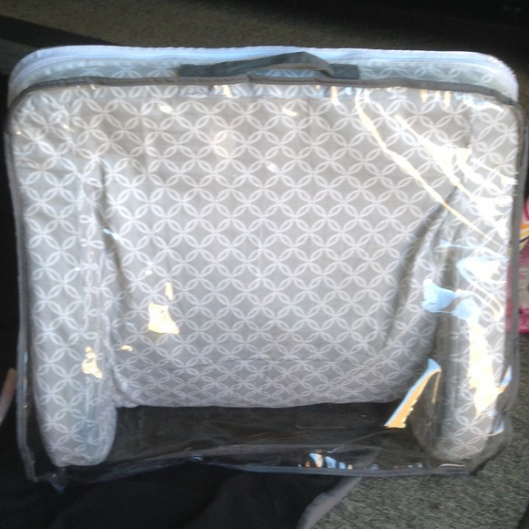 Maternity back pillow - Picture 4 of 4