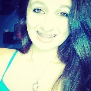 Meet your Posher, Alondra