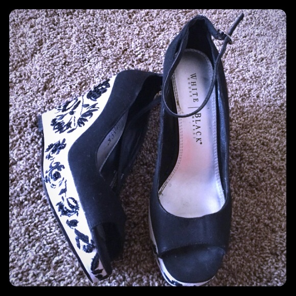 PERFECT WEDGES FOR YOUR LITTLE BLACK DRESS SIZE 8