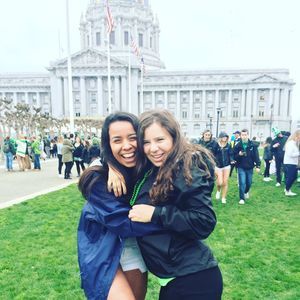 Meet your Posher, Claire iris