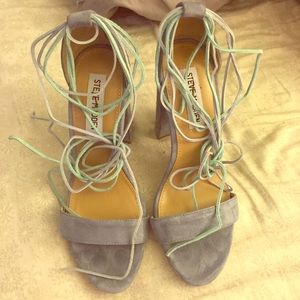 STEVE MADDEN HEELS