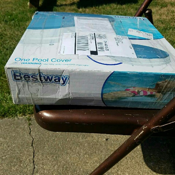 STILL AVAILABLE. 18x48 swimming pool cover - Picture 2 of 2