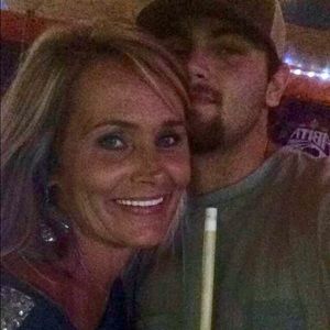 Meet your Posher, Carla