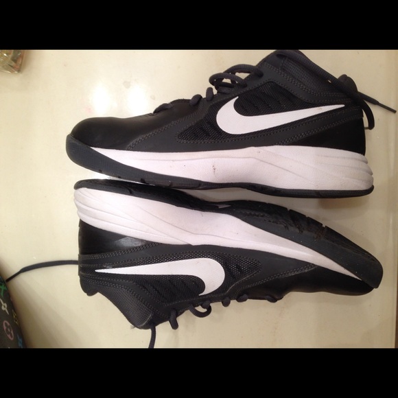 Nike Overplay VIII✅