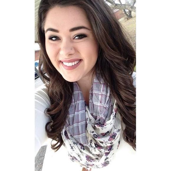 Meet your Posher, Kendall