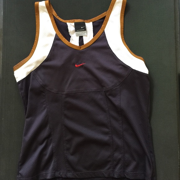 Athletic Top - Picture 1 of 1