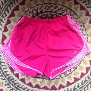 Nike pink running sport shorts/ DRI-FIT