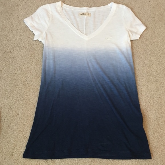 Hollister tee