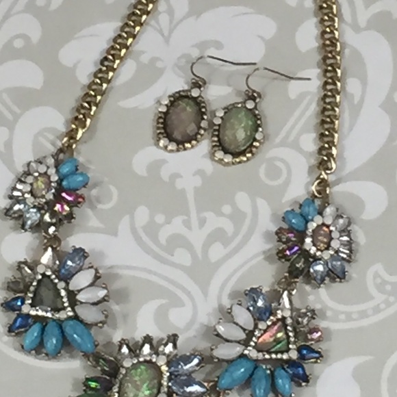 Statement necklace - Picture 2 of 2