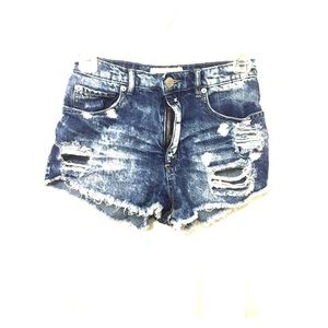 High waisted blue wash shorts