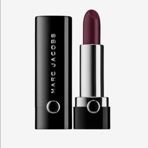 Marc Jacobs lipstick in "Scandal"