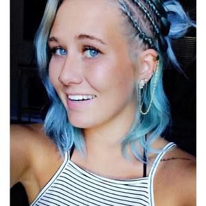 Meet your Posher, Kylee