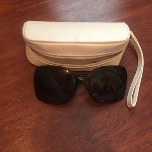 Oakley beckons polarized with case