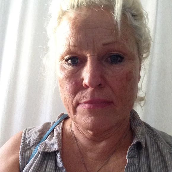 Meet your Posher, Lorna - Picture 1 of 1
