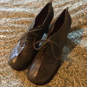 Biviel heeled ankle boots