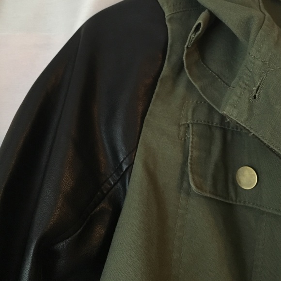 Target utility jacket - Picture 3 of 3