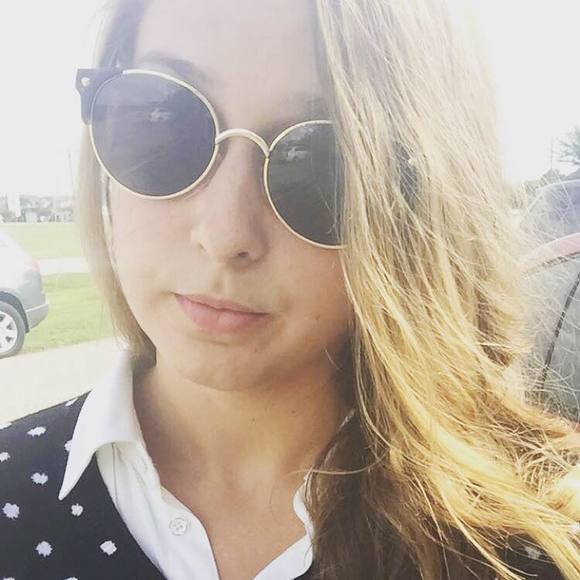 Meet your Posher, Cameron - Picture 1 of 1