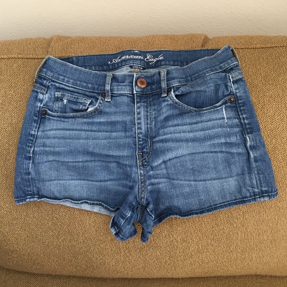 American Eagle high-waisted shorts💙 - Picture 1 of 3