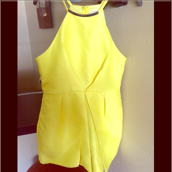 Chic Yellow Romper - Picture 1 of 4