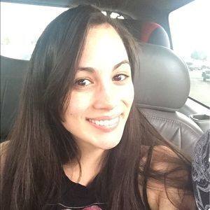 Meet your Posher, Alissia