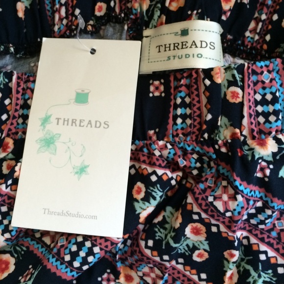 Floral Skirt from Threads - Picture 3 of 3