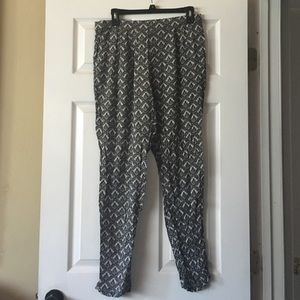 Black printed pants