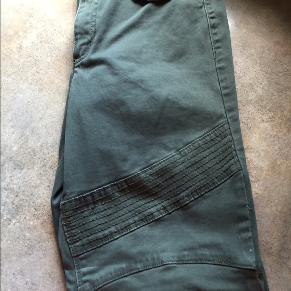 Kardashian Kollection Army Green Jegging - Picture 3 of 3