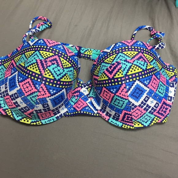Swimsuit top